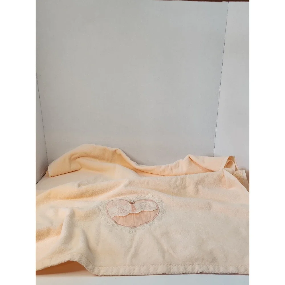 Vtg 1980s Bibb Mills Bath Towel Peach Pink Satin Lace Heart Cottagecore Coquette
